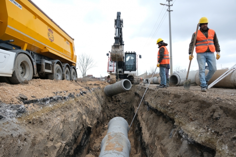 GÜNDOĞDU MAHALLESİNE YENİ ALT YAPI