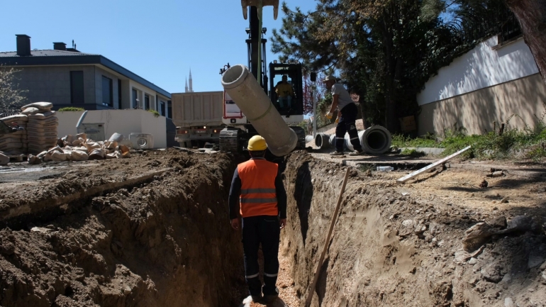 BATIKENTTE YAĞMUR SUYU ALTYAPISI GÜÇLENDİRİLDİ