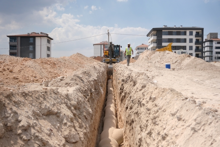 ESKİDEN KAPSAMLI ALTYAPI ÇALIŞMASI