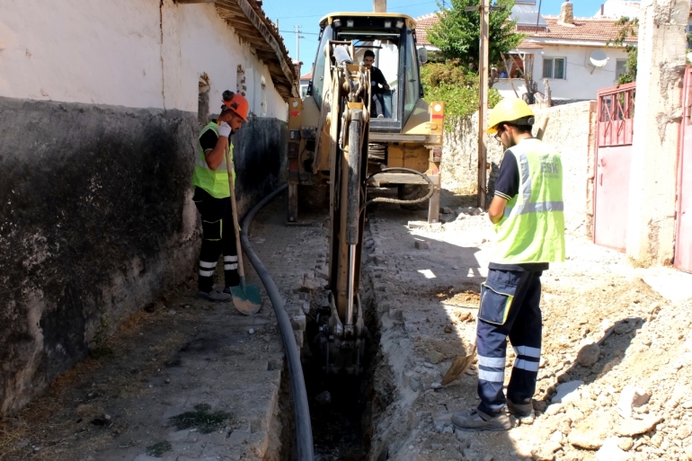 EĞRİÖZ'DE İÇME VE KULLANMA SUYU İLETİM HATLARI TAMAMLANDI